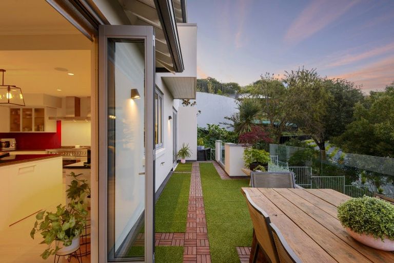 Photo of property in 38 Rossmore Terrace, Cashmere, Christchurch, 8022