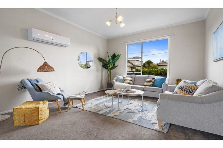 Photo of property in 13 Dampier Street, Woolston, Christchurch, 8023