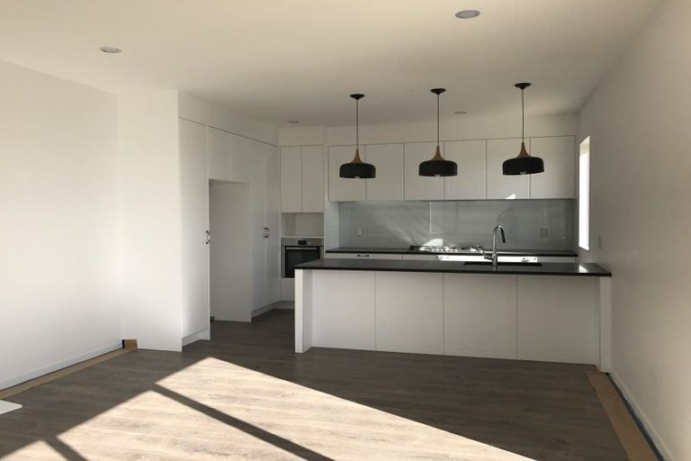 Photo of property in 18 Colonial Drive, Silverdale, 0932