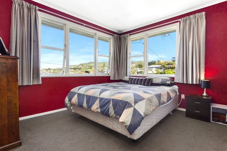 Photo of property in 1 Angell Street, Johnsonville, Wellington, 6037