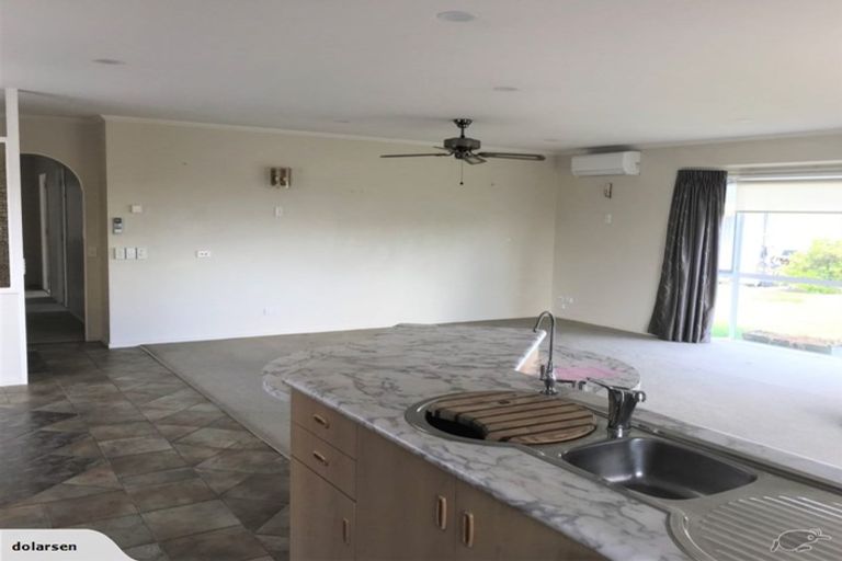 Photo of property in 61/4 Admiral Crescent, Flagstaff, Hamilton, 3210