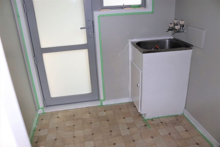 Photo of property in 7a Litchfield Place, Clarks Beach, 2122