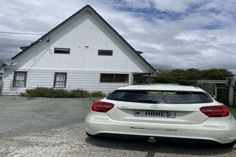 Photo of property in 1/74 Gillespies Road, Birchville, Upper Hutt, 5018