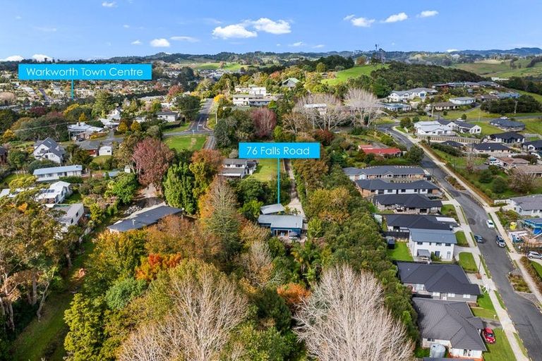 Photo of property in 76 Falls Road, Warkworth, 0910