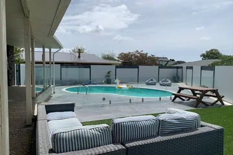 Photo of property in 4 Bennelong Place, Havelock North, 4130