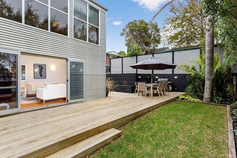 Photo of property in 691b East Coast Road, Browns Bay, Auckland, 0630