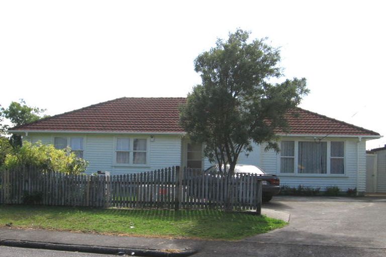 Photo of property in 49 Longburn Road, Henderson, Auckland, 0610