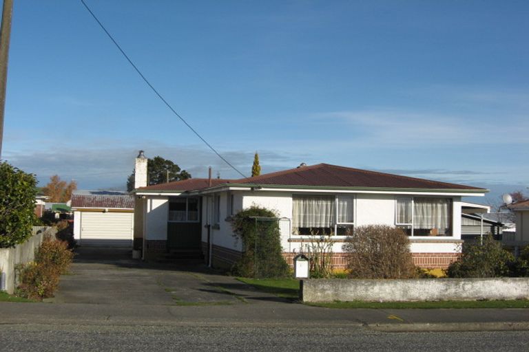 Photo of property in 7 Burrows Street, East Gore, Gore, 9710