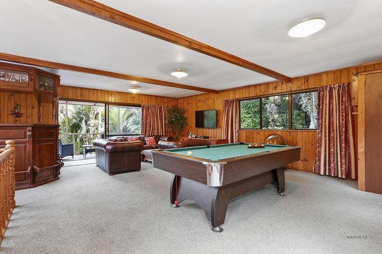 Photo of property in 63 Bush Road, Waiatarua, Auckland, 0604