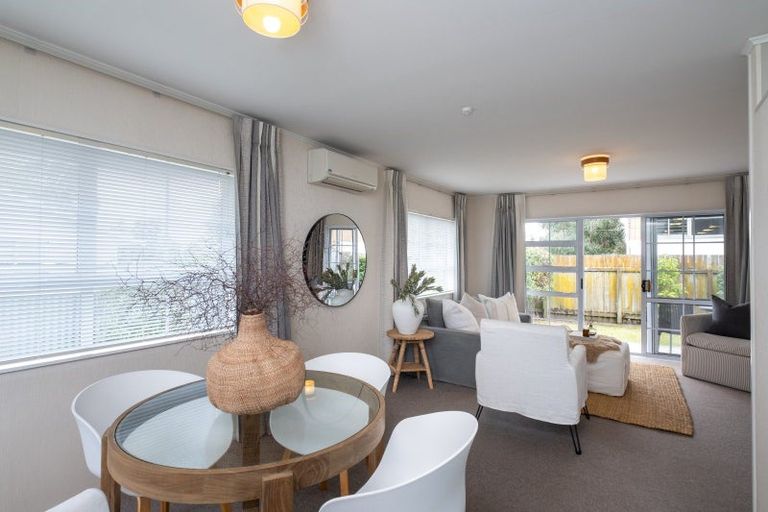 Photo of property in 3/26 Te Aute Road, Havelock North, 4130