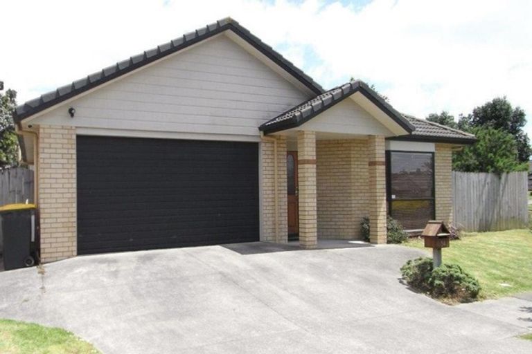 Photo of property in 54 Redcastle Drive, East Tamaki, Auckland, 2013