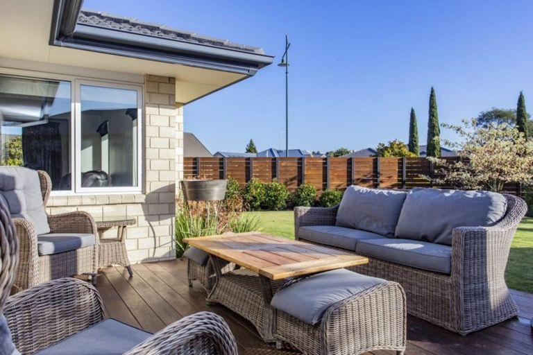 Photo of property in 12 Yellowlees Drive, Kaiapoi, 7630