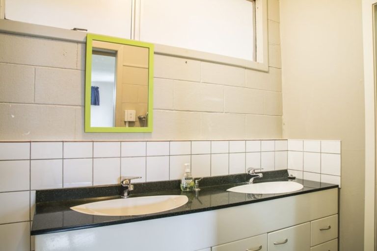 Photo of property in 13 Marina Road, Torbay, Auckland, 0630