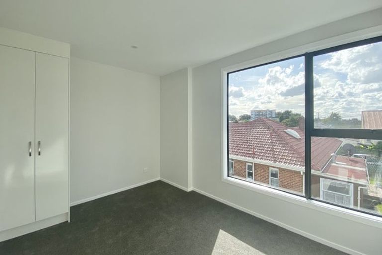 Photo of property in 9 Pukakaho Lane, Papatoetoe, Auckland, 2025