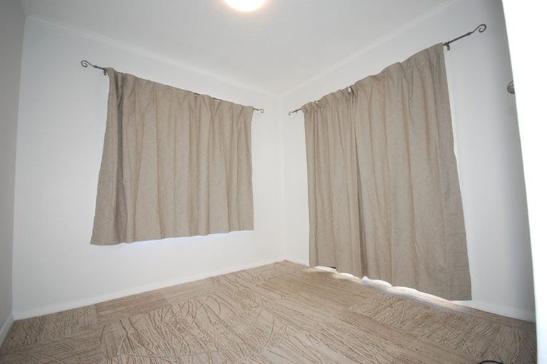 Photo of property in 22 Sheehan Avenue, Papakura, 2110