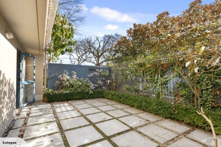 Photo of property in 3/16 Rhodes Street, Merivale, Christchurch, 8014