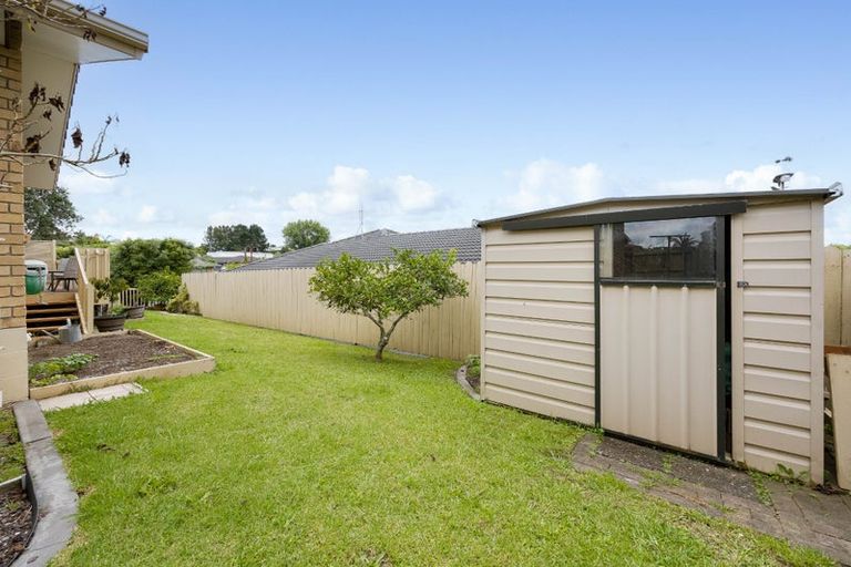 Photo of property in 2 Jubaea Place, Henderson, Auckland, 0610