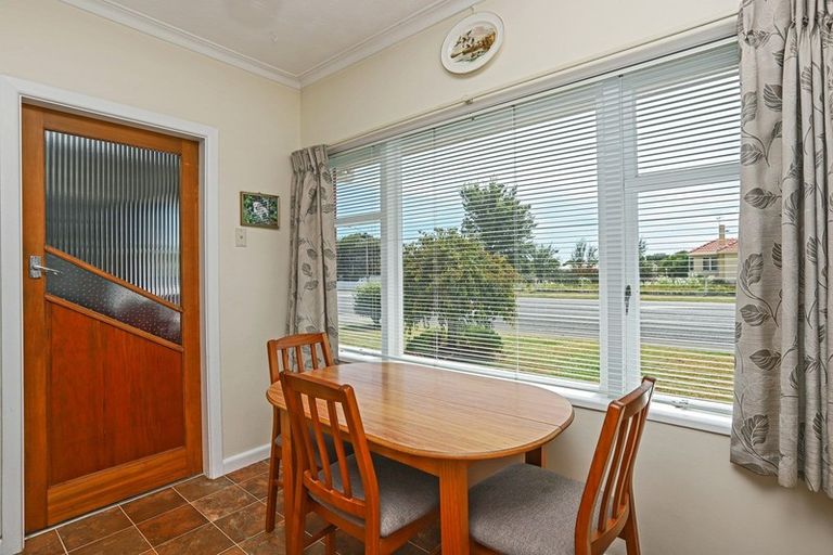 Photo of property in 10 Mill Road, Clive, 4102