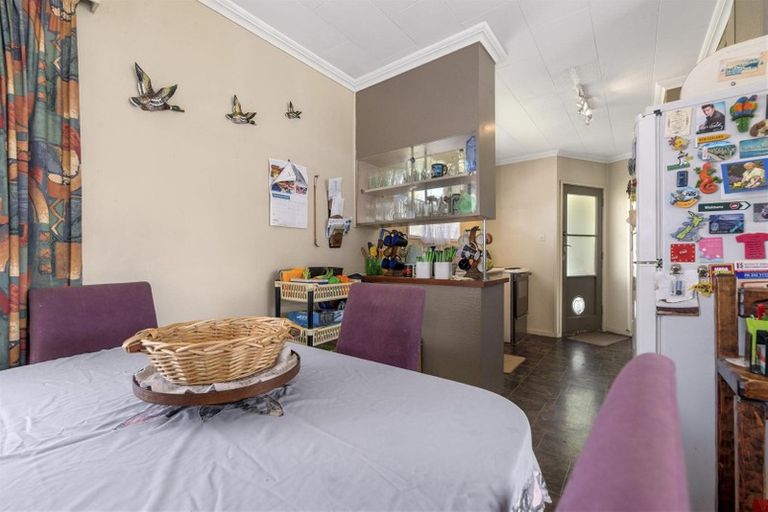 Photo of property in 10 Leslie Avenue, Western Heights, Rotorua, 3015