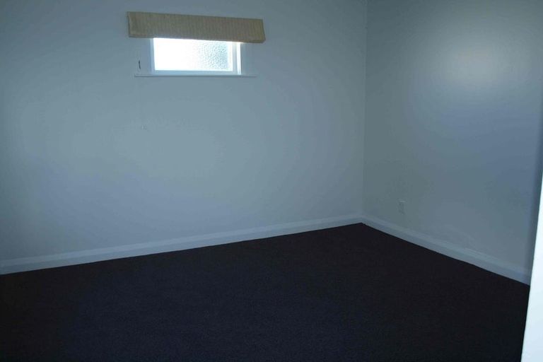 Photo of property in 24 Garden Road, Northland, Wellington, 6012