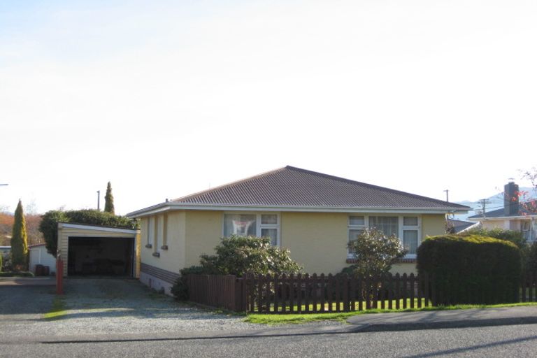 Photo of property in 46 Wentworth Street, East Gore, Gore, 9710