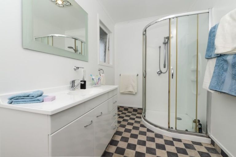 Photo of property in 79 Tuhikaramea Road, Dinsdale, Hamilton, 3204