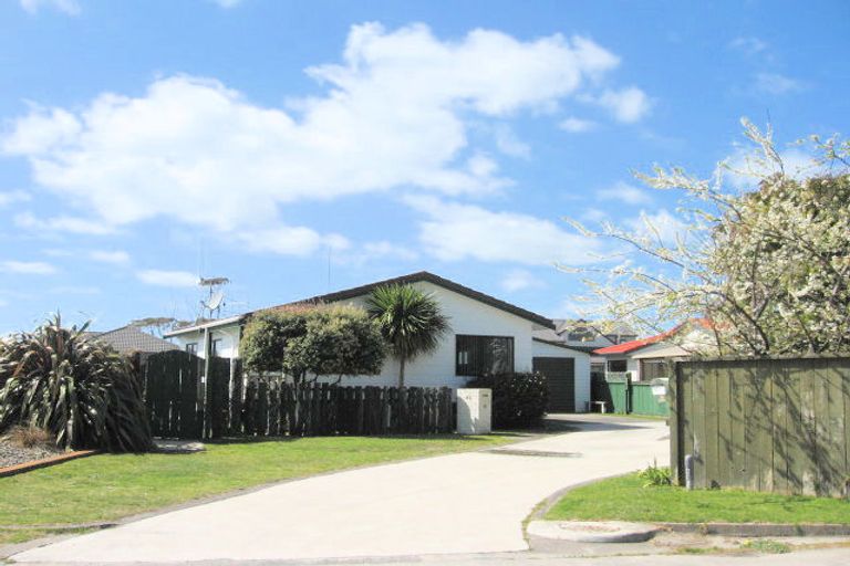 Photo of property in 2/47 Hartford Avenue, Papamoa Beach, Papamoa, 3118