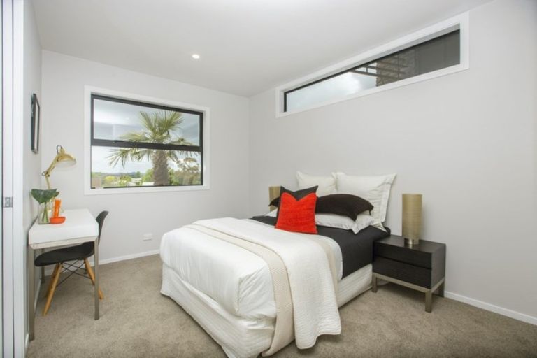 Photo of property in 18 Laly Haddon Place, Matakana, 0985