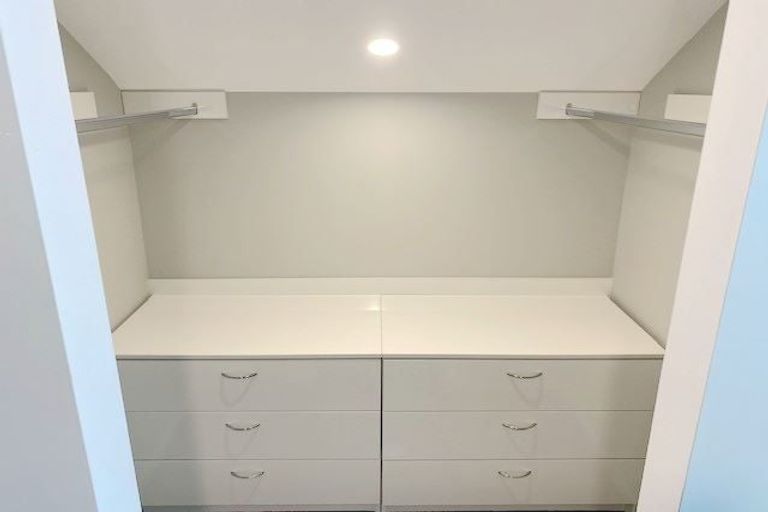 Photo of property in 28 Kokiri Street, Te Atatu South, Auckland, 0610