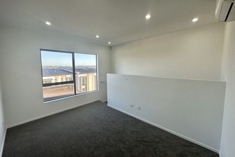 Photo of property in 101 Settlers Avenue, Hobsonville, Auckland, 0618