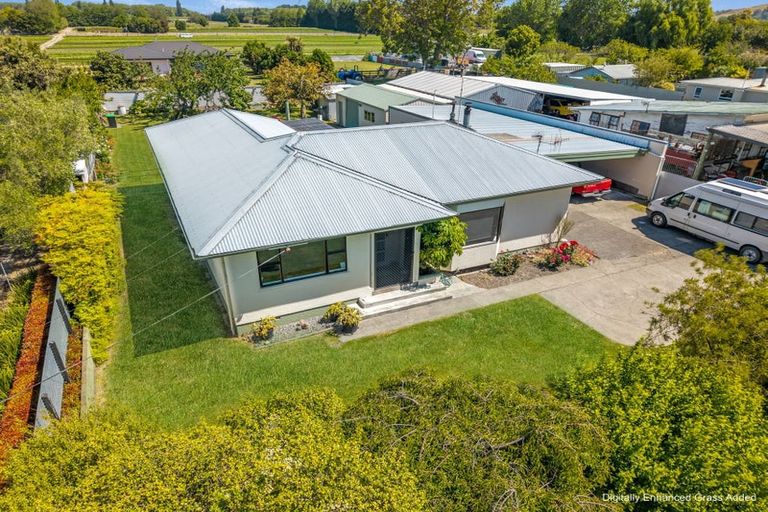 Photo of property in 129 Meeanee Road, Jervoistown, Napier, 4112