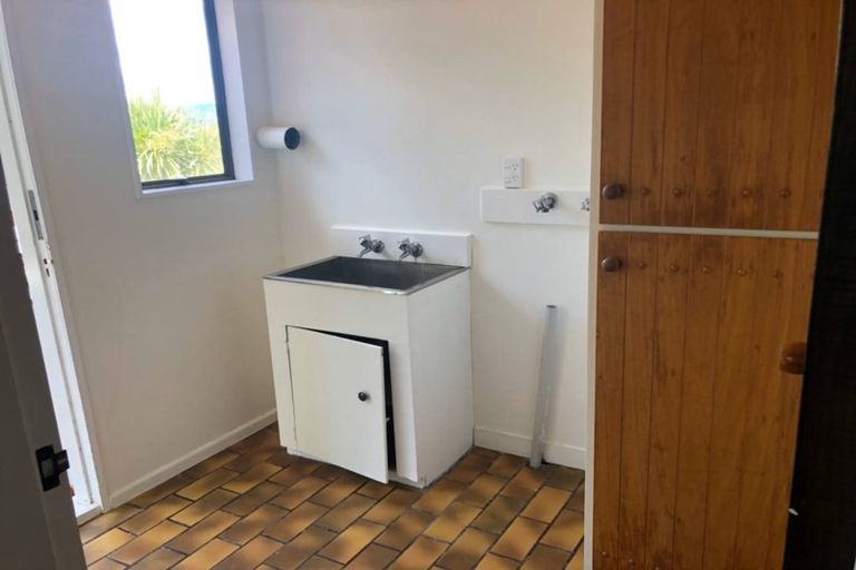 Photo of property in 55 Viewmont Drive, Harbour View, Lower Hutt, 5010