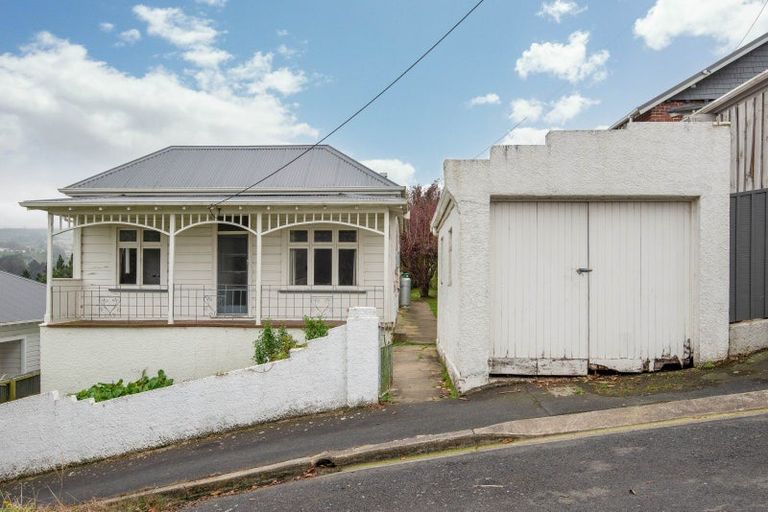 Photo of property in 72 Havelock Street, Kenmure, Dunedin, 9011