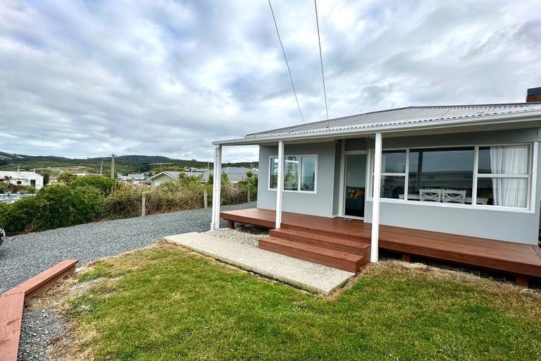 Photo of property in 32 Esplanade, Kaka Point, Balclutha, 9271