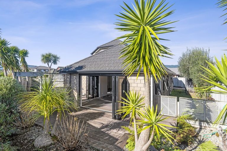 Photo of property in 18 Trusham Court, Paraparaumu, 5032