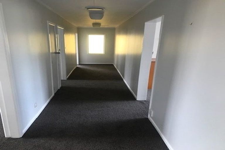 Photo of property in 10 Hadfield Place, Paraparaumu Beach, Paraparaumu, 5032
