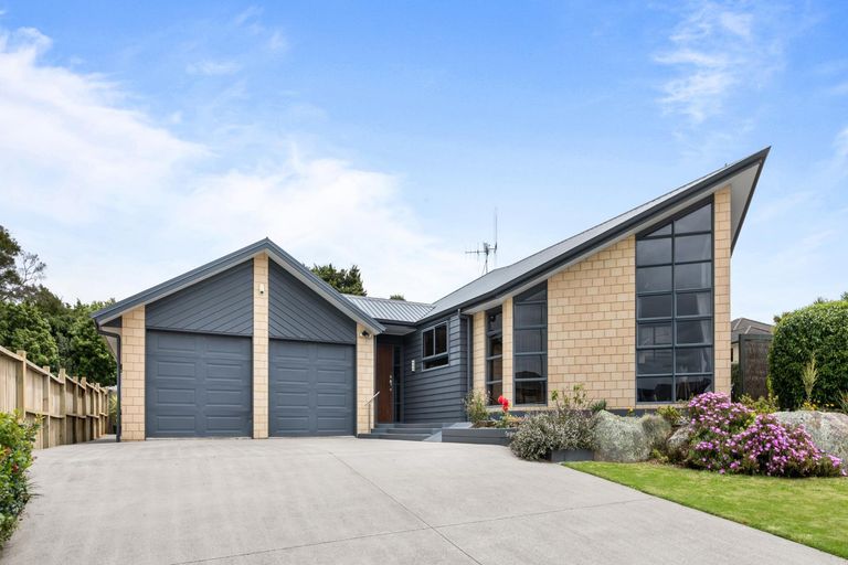 Photo of property in 12 Cooper Crescent, Morrinsville, 3300