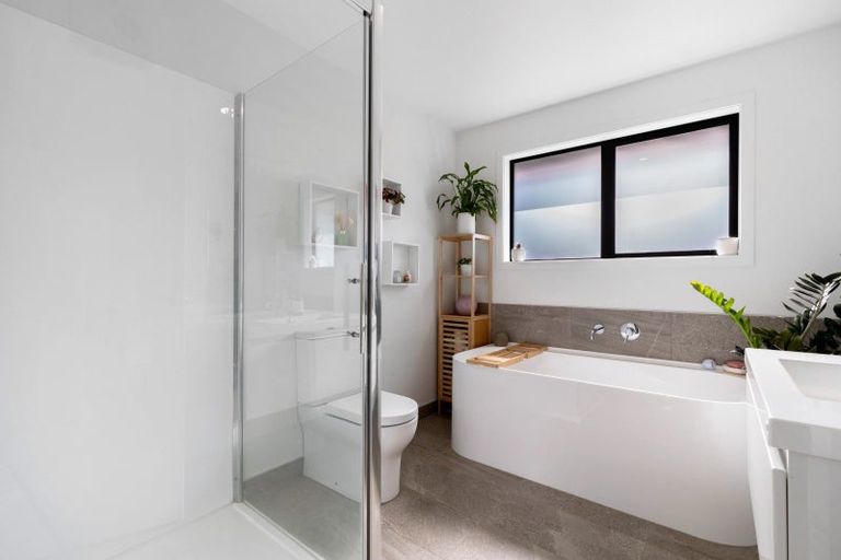 Photo of property in 10 Guano Crescent, Cromwell, 9310