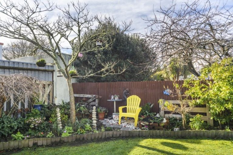 Photo of property in 65 Skerman Street, Marton, 4710