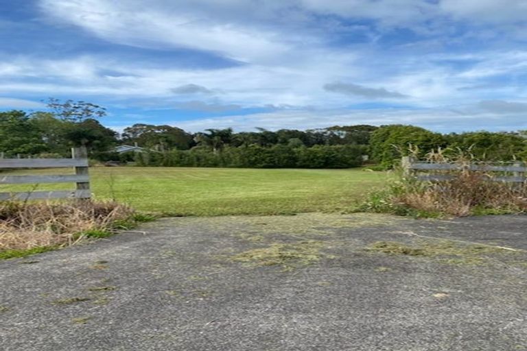 Photo of property in 24 Cambridge Road, Riverhead, 0820