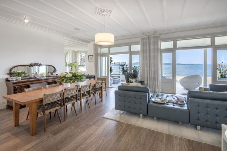 Photo of property in 4 Bath Street, Devonport, Auckland, 0624