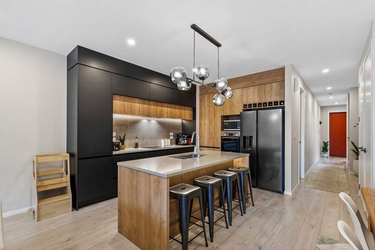 Photo of property in 48 Glidepath Road, Hobsonville, Auckland, 0616