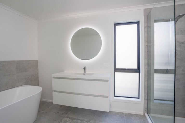 Photo of property in 16 Maison Way, Rangatira Park, Taupo, 3330