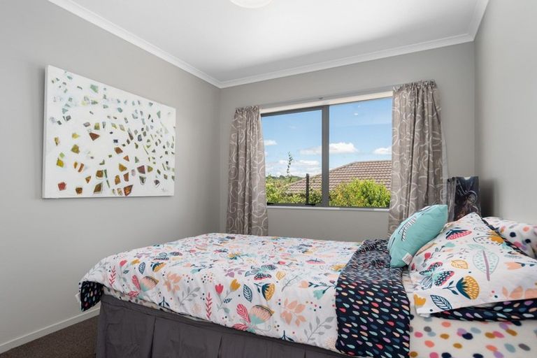 Photo of property in 6 Ballintoy Park Drive, Welcome Bay, Tauranga, 3175