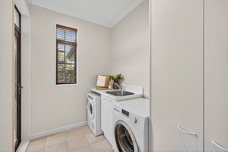 Photo of property in 106 Hamilton Avenue, Ilam, Christchurch, 8041