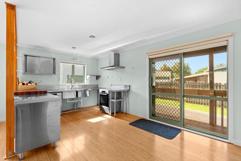 Photo of property in 5 Kenward Crescent, Featherston, 5710