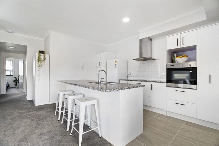 Photo of property in 3/11 Carlos Drive, Flat Bush, Auckland, 2016
