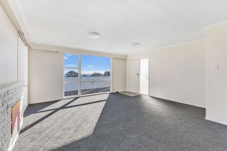 Photo of property in 12 South Road, Moturoa, New Plymouth, 4310