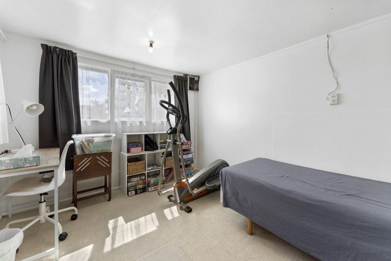 Photo of property in 214 College Street, West End, Palmerston North, 4412