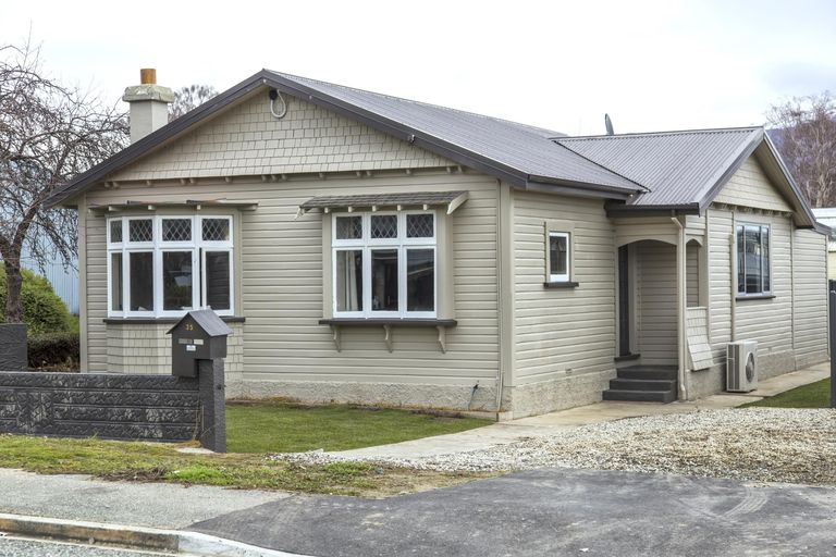 Photo of property in 35 Blyth Street, Cromwell, 9310